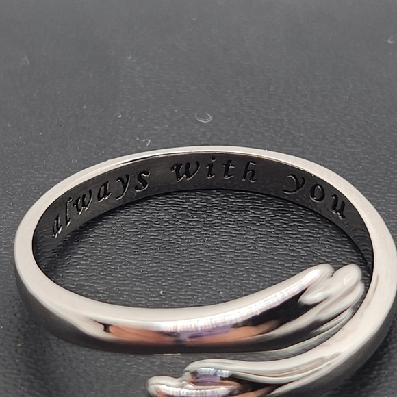 Hug always with you ring (NWOT) - Picture 5 of 6